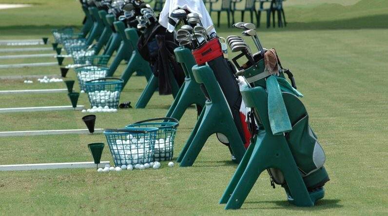golf clubs, golf bags, driving range